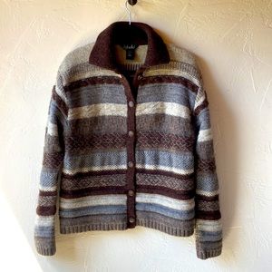 Vintage 100% Shetland Wool
Collared button up Sweater L
